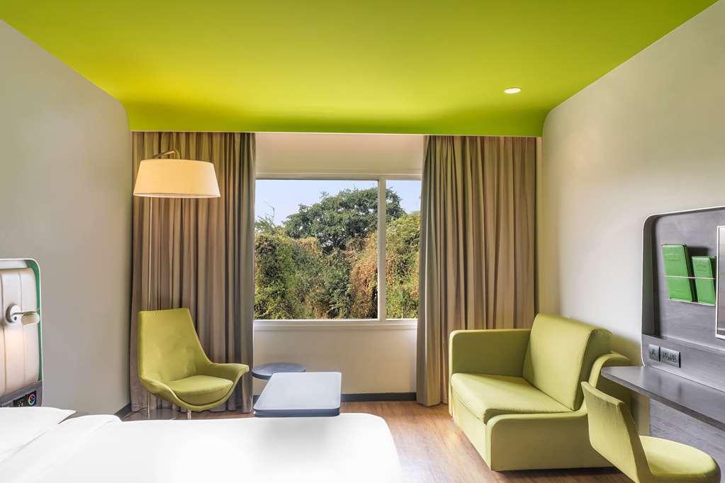 Park Inn By Radisson New Delhi Lajpat Nagar Habitación foto